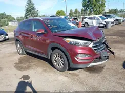 KM8J3CA28HU304061 2017 HYUNDAI TUCSON