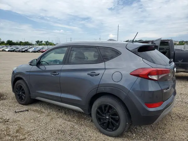 KM8J3CA28HU304562 2017 HYUNDAI TUCSON - Image 2