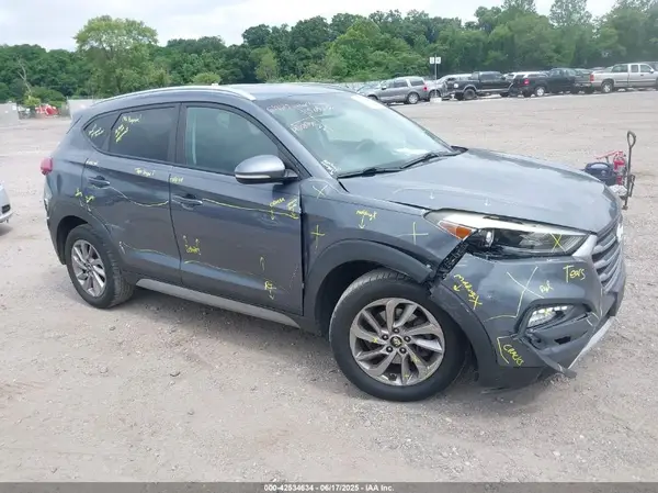 KM8J3CA28HU304870 2017 HYUNDAI TUCSON - Image 1