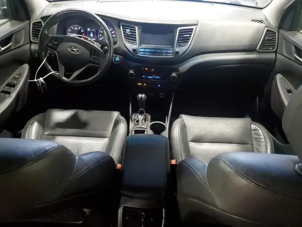 KM8J3CA28HU309681 2017 HYUNDAI TUCSON - Image 8