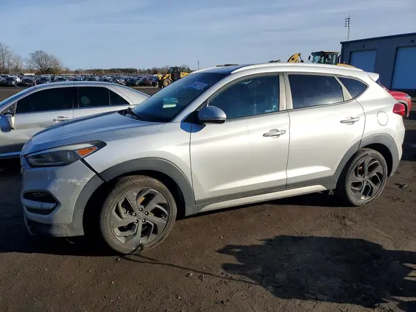 KM8J3CA28HU313696 2017 HYUNDAI TUCSON - Image 1