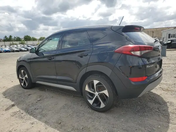 KM8J3CA28HU333141 2017 HYUNDAI TUCSON - Image 2