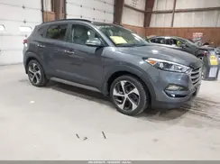 KM8J3CA28HU360100 2017 HYUNDAI TUCSON