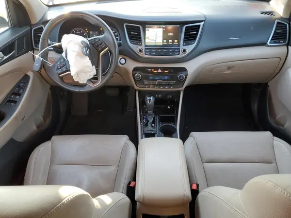 KM8J3CA28HU367452 2017 HYUNDAI TUCSON - Image 8