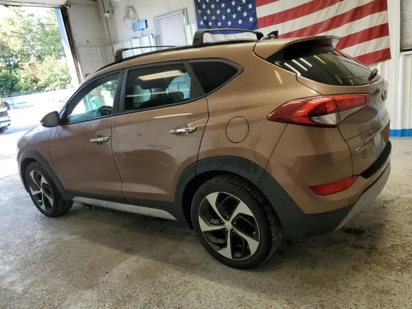 KM8J3CA28HU370142 2017 HYUNDAI TUCSON - Image 2