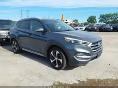 KM8J3CA28HU401437 2017 HYUNDAI TUCSON