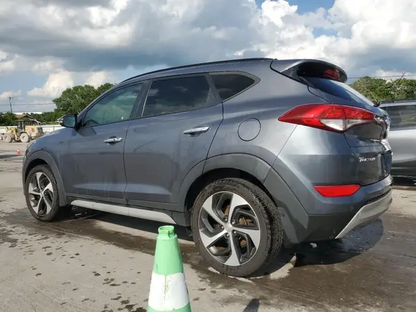 KM8J3CA28HU412230 2017 HYUNDAI TUCSON - Image 2