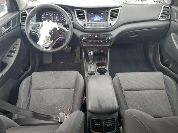 KM8J3CA28HU419002 2017 HYUNDAI TUCSON - Image 8