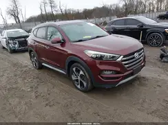 KM8J3CA28HU431537 2017 HYUNDAI TUCSON