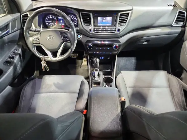 KM8J3CA28HU435782 2017 HYUNDAI TUCSON - Image 8