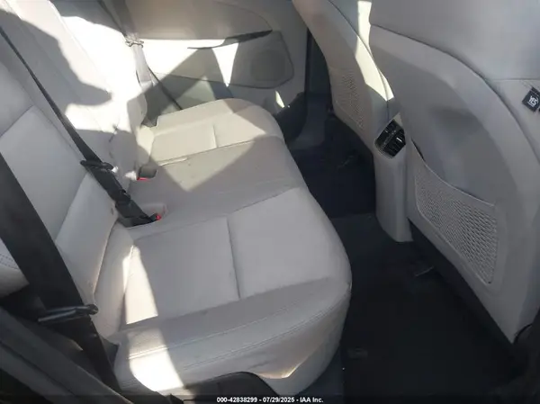 KM8J3CA28HU439086 2017 HYUNDAI TUCSON - Image 8