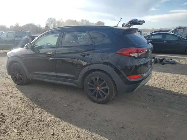 KM8J3CA28HU449441 2017 HYUNDAI TUCSON - Image 2