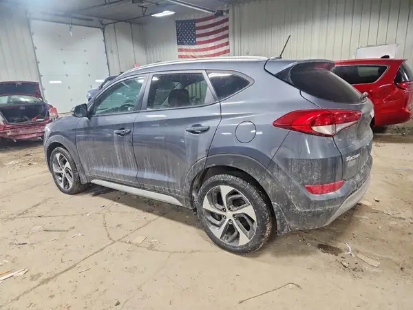 KM8J3CA28HU463467 2017 HYUNDAI TUCSON - Image 2
