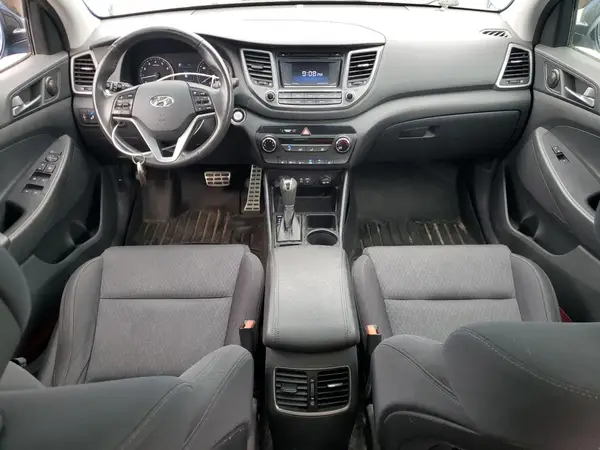 KM8J3CA28HU469463 2017 HYUNDAI TUCSON - Image 8