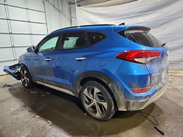 KM8J3CA28HU487073 2017 HYUNDAI TUCSON - Image 2