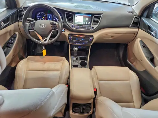 KM8J3CA28HU528768 2017 HYUNDAI TUCSON - Image 8