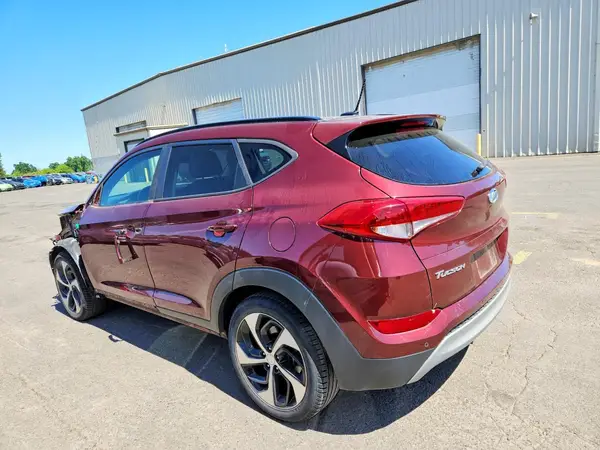 KM8J3CA28HU548521 2017 HYUNDAI TUCSON - Image 2