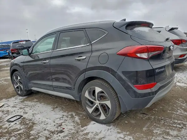 KM8J3CA28HU563861 2017 HYUNDAI TUCSON - Image 2