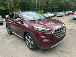 KM8J3CA28JU625913 2018 HYUNDAI TUCSON
