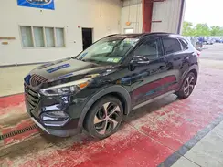 KM8J3CA28JU631615 2018 HYUNDAI TUCSON