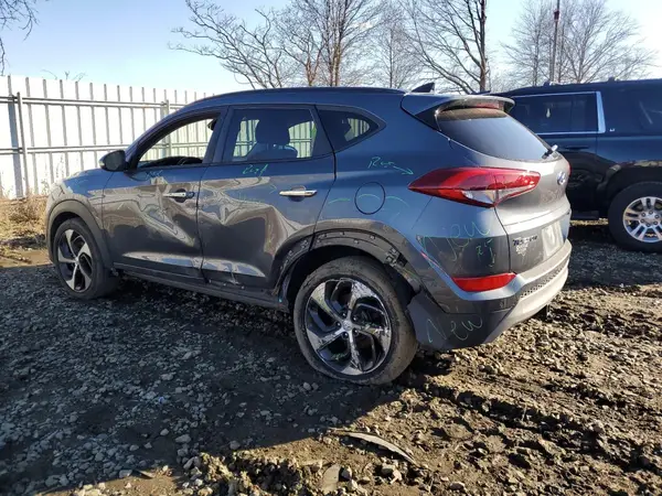 KM8J3CA28JU674044 2018 HYUNDAI TUCSON - Image 2
