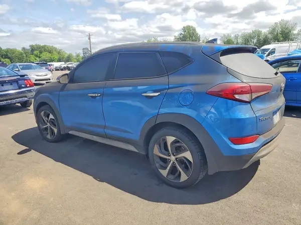 KM8J3CA28JU688722 2018 HYUNDAI TUCSON - Image 2