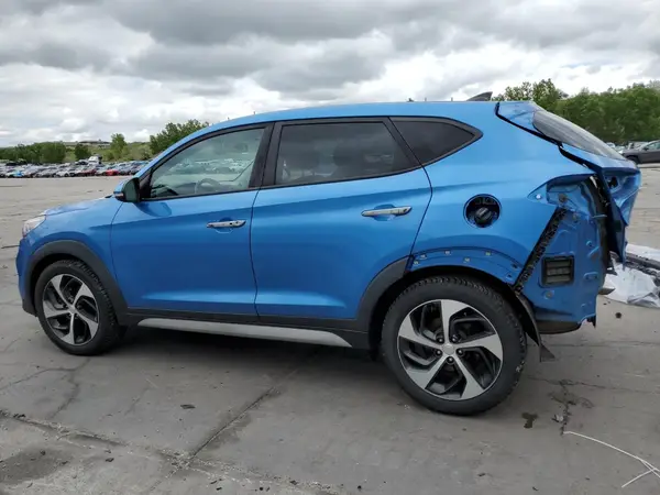 KM8J3CA28JU693032 2018 HYUNDAI TUCSON - Image 2