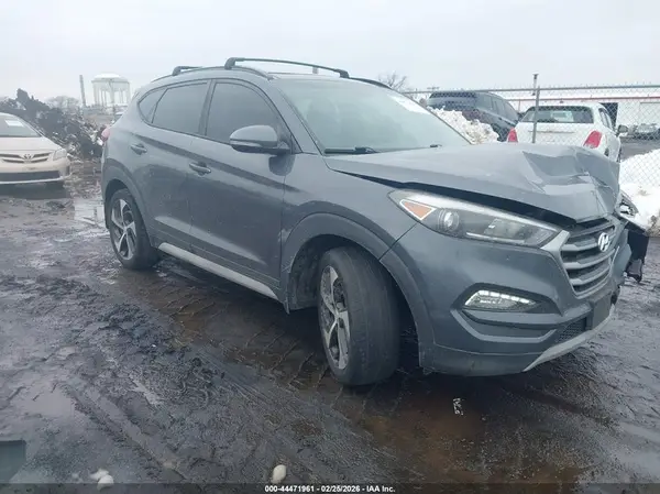 KM8J3CA28JU762009 2018 HYUNDAI TUCSON - Image 1