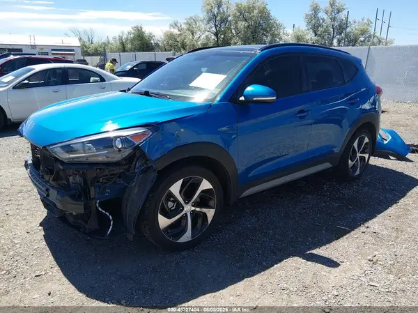 KM8J3CA28JU777979 2018 HYUNDAI TUCSON - Image 2