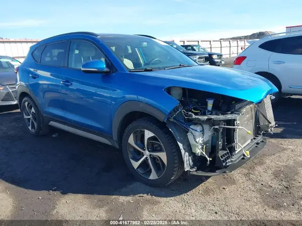 KM8J3CA28JU778288 2018 HYUNDAI TUCSON - Image 1