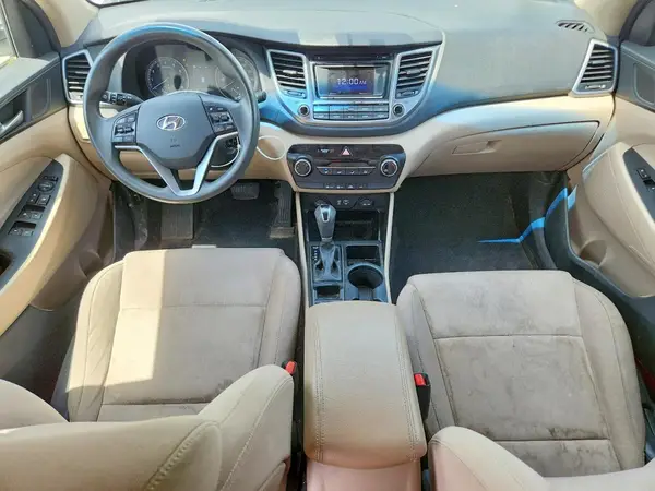 KM8J3CA29GU022347 2016 HYUNDAI TUCSON - Image 8