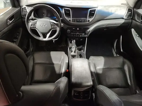 KM8J3CA29GU029878 2016 HYUNDAI TUCSON - Image 8