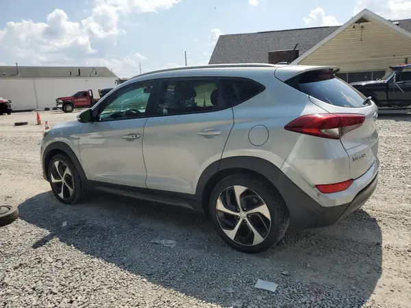 KM8J3CA29GU032408 2016 HYUNDAI TUCSON - Image 2
