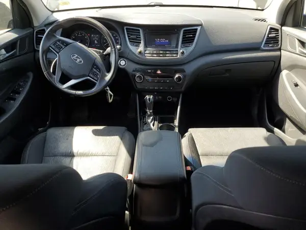 KM8J3CA29GU036099 2016 HYUNDAI TUCSON - Image 8