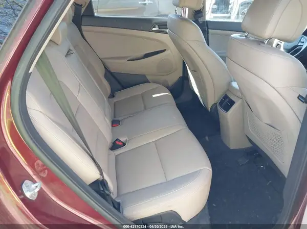 KM8J3CA29GU052657 2016 HYUNDAI TUCSON - Image 8
