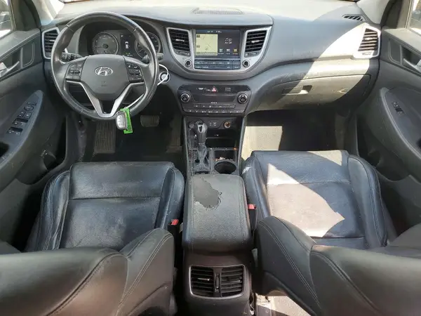 KM8J3CA29GU061603 2016 HYUNDAI TUCSON - Image 8