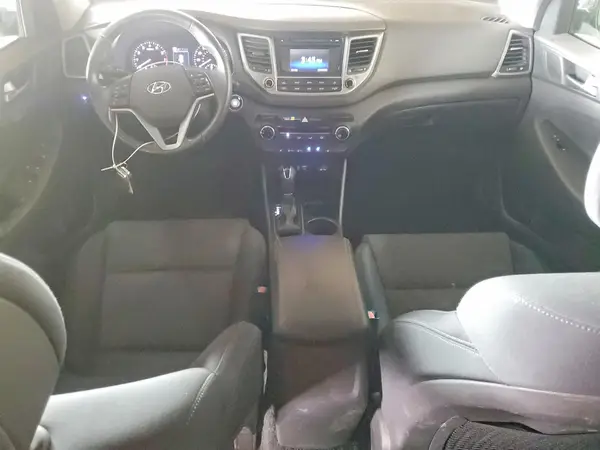 KM8J3CA29GU071161 2016 HYUNDAI TUCSON - Image 8