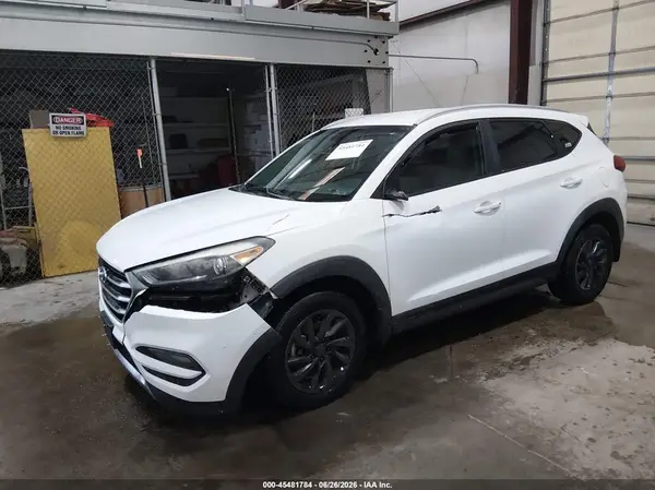 KM8J3CA29GU083746 2016 HYUNDAI TUCSON - Image 2