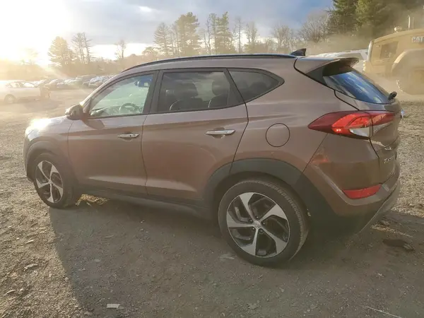 KM8J3CA29GU096528 2016 HYUNDAI TUCSON - Image 2