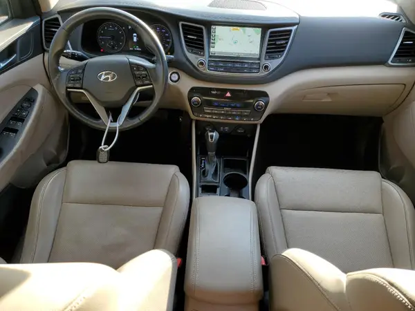 KM8J3CA29GU096528 2016 HYUNDAI TUCSON - Image 8