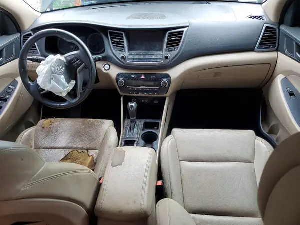KM8J3CA29GU105759 2016 HYUNDAI TUCSON - Image 8