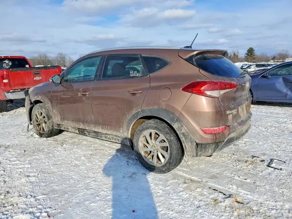 KM8J3CA29GU117085 2016 HYUNDAI TUCSON - Image 2