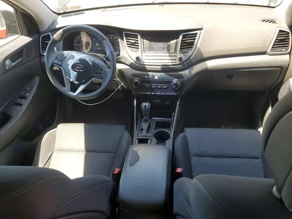 KM8J3CA29GU123629 2016 HYUNDAI TUCSON - Image 8