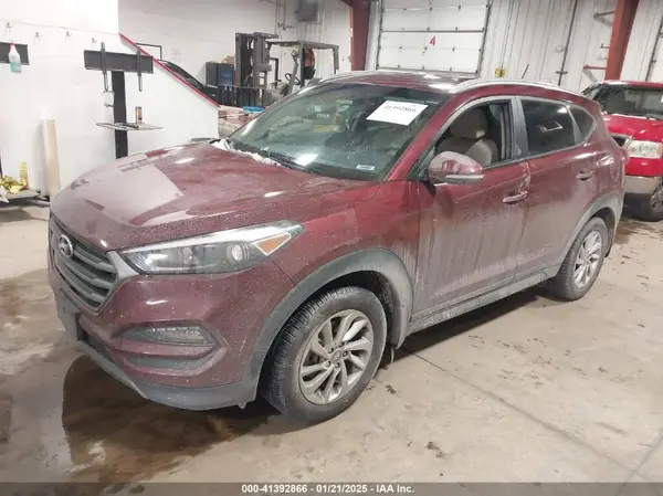 KM8J3CA29GU123954 2016 HYUNDAI TUCSON - Image 2