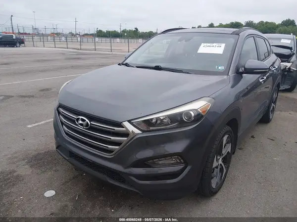 KM8J3CA29GU126255 2016 HYUNDAI TUCSON - Image 2