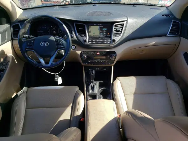 KM8J3CA29GU137692 2016 HYUNDAI TUCSON - Image 8