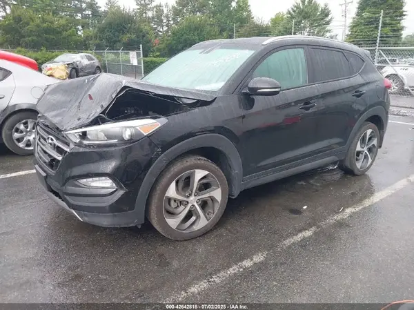 KM8J3CA29GU138888 2016 HYUNDAI TUCSON - Image 2