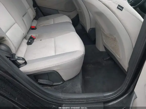 KM8J3CA29GU138888 2016 HYUNDAI TUCSON - Image 8