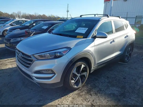 KM8J3CA29GU152466 2016 HYUNDAI TUCSON - Image 2