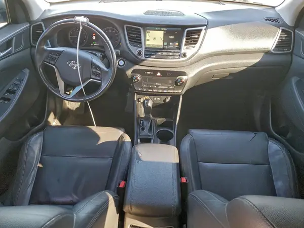 KM8J3CA29GU156064 2016 HYUNDAI TUCSON - Image 8